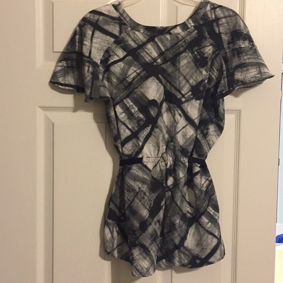 Simply Vera Wang blouse - Picture 2 of 5